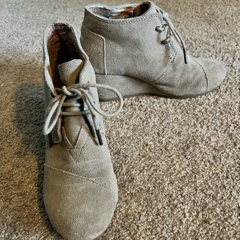 Toms Wedge Bootie